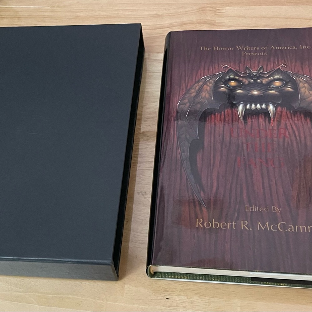 Signed Under The Fang Robert Mccammon Horror Hdbk Slipcase Ltd Edit New Other